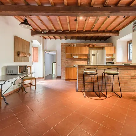 Villa Volpaia By Mmega SantʼAppiano